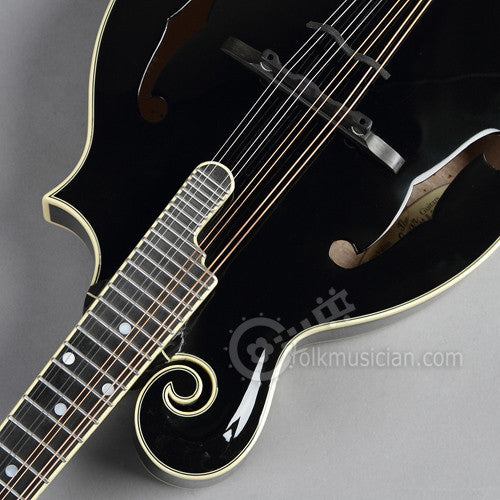 The Loar LM-600 Mandolin Cumberland Acoustic Black