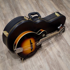 The Loar LM-520 Mandolin - Folkmusician