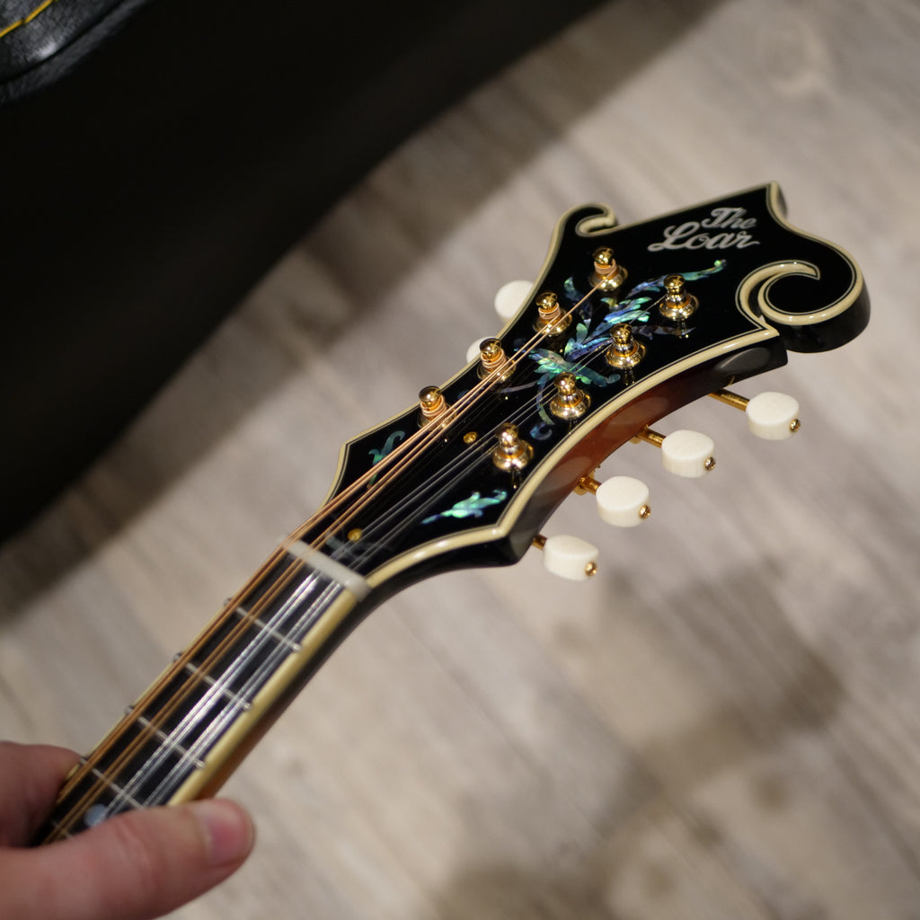 The Loar Mandolin LM-700