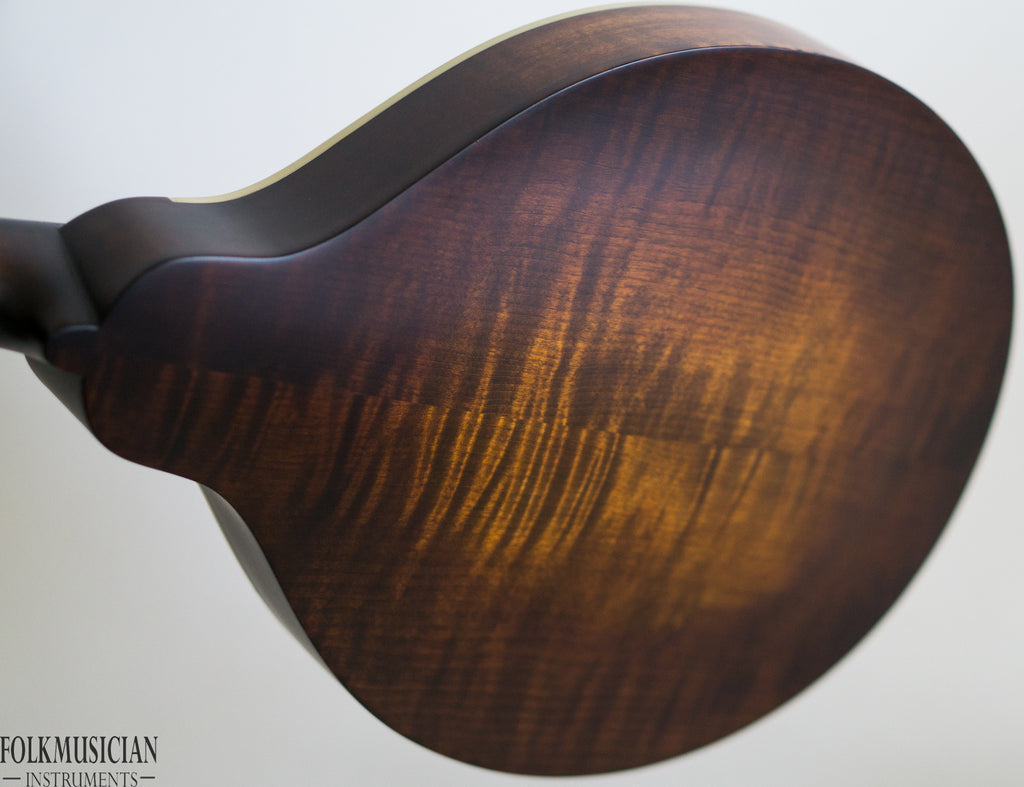 Eastman MD304 Oval Hole Mandolin