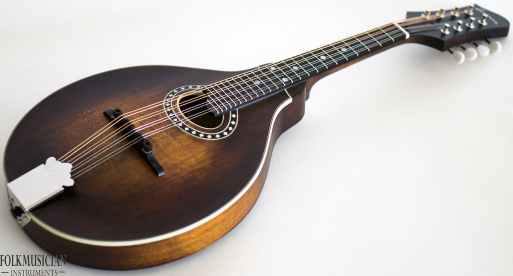 Eastman MD304 Oval Hole Mandolin