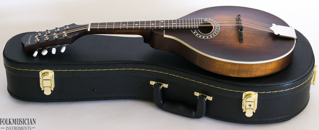 Eastman MD304 Oval Hole Mandolin
