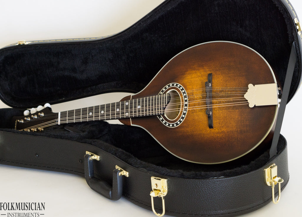 Eastman MD304 Oval Hole Mandolin