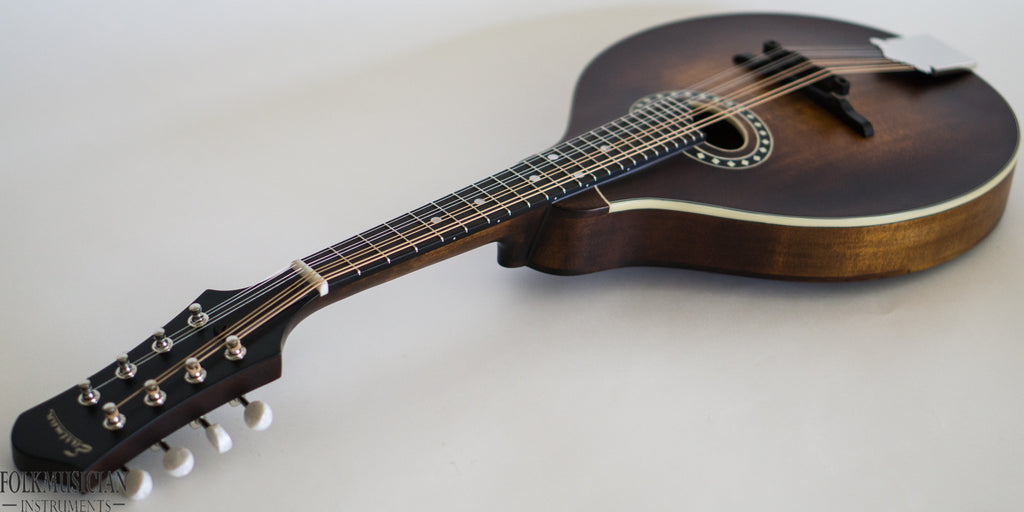 Eastman MD304 Oval Hole Mandolin