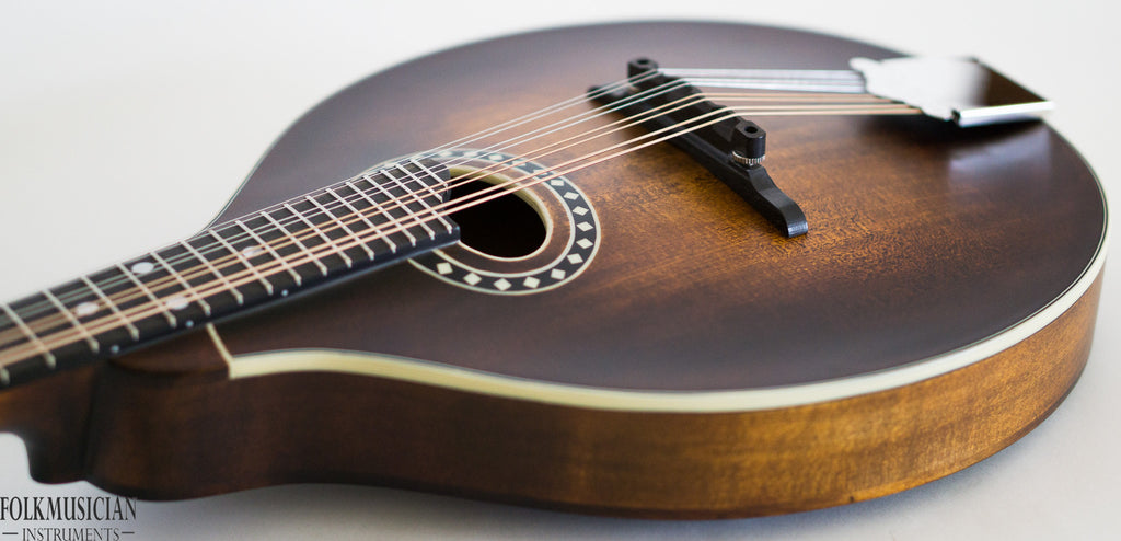 Eastman MD304 Oval Hole Mandolin