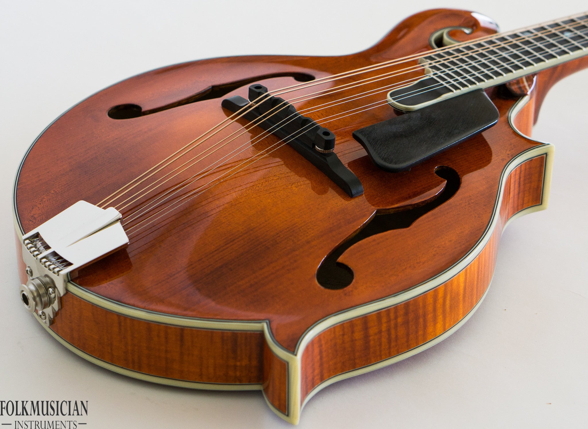 Eastman 815 Performer Mandolin with Pickup - Folkmusician