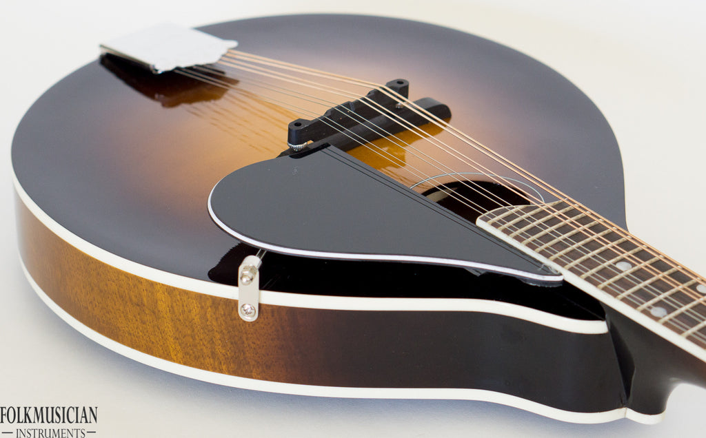 Kentucky KM-270 Oval Hole Mandolin