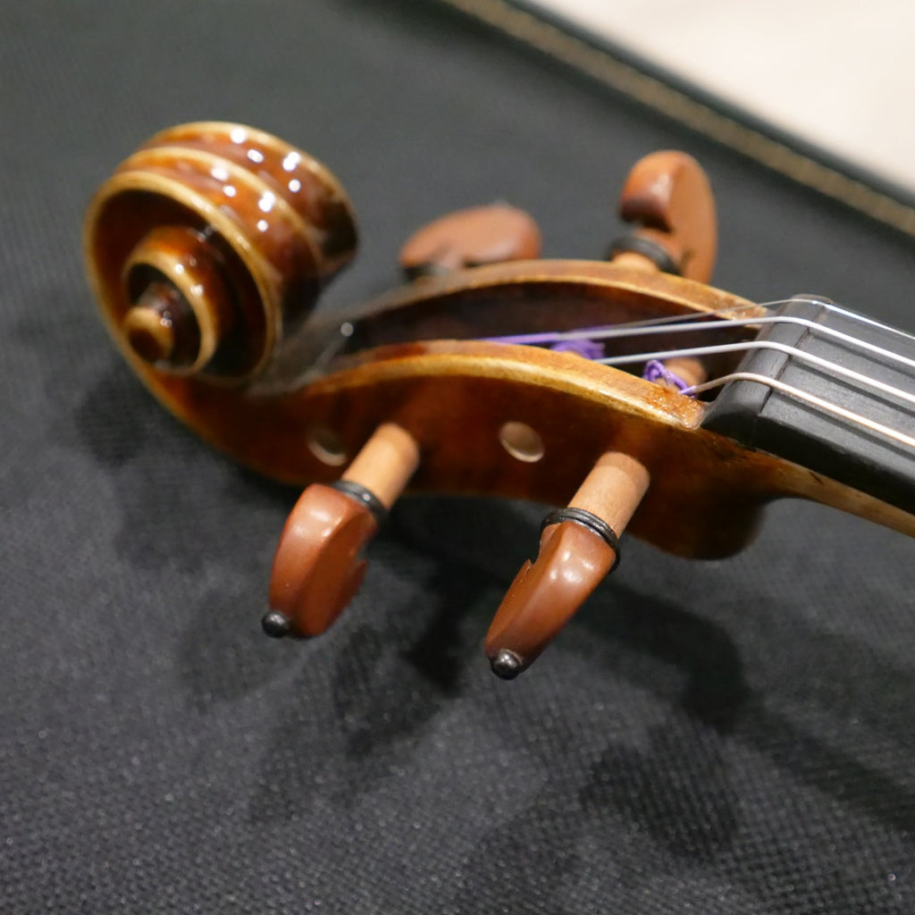 Peter Kauffman Fiddle Outfit