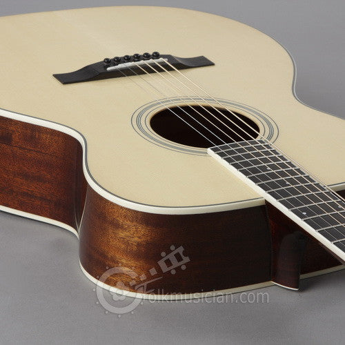 Eastman Acoustic Guitar OM Acoustic