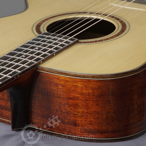 Eastman Flattop Guitar OM Mahogany