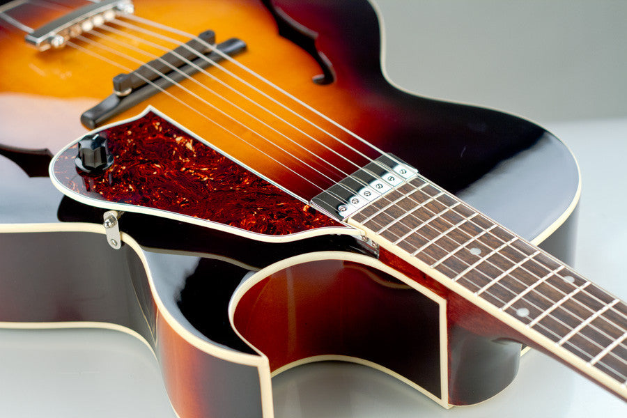 The Loar LH-350-VS Guitar